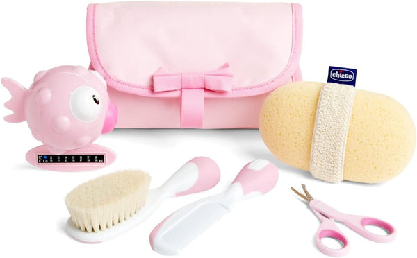 Chicco Baby Bath Set, Gift Idea, Baby Gift, with Comb, Soft Brush, Thermometer, Sponge Bath Glove and a Pair of Scissors, Baby Hygiene, Baby Bath Products, Pink