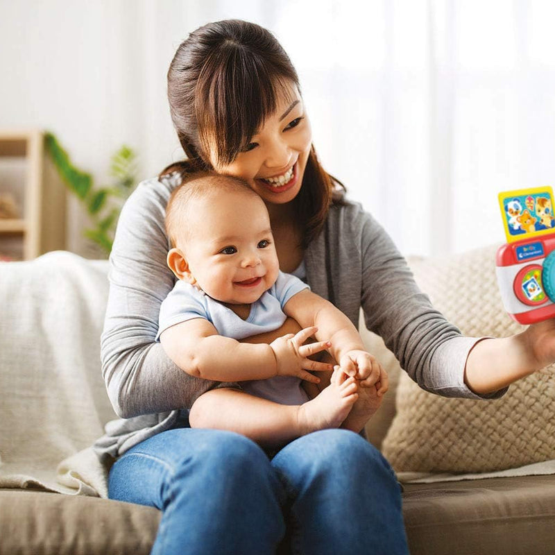 Clementoni Baby Baby Camera, Electronic Camera for Children 9+ Months, with Sounds and Lights, Early Childhood Educational Game, Stimulates Manuality, Made in Italy, Italian Language, 17440